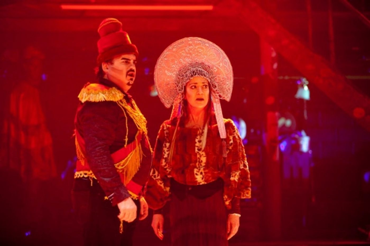 Photo Flash: First Look at Signature Theatre's BROTHER RUSSIA  Image