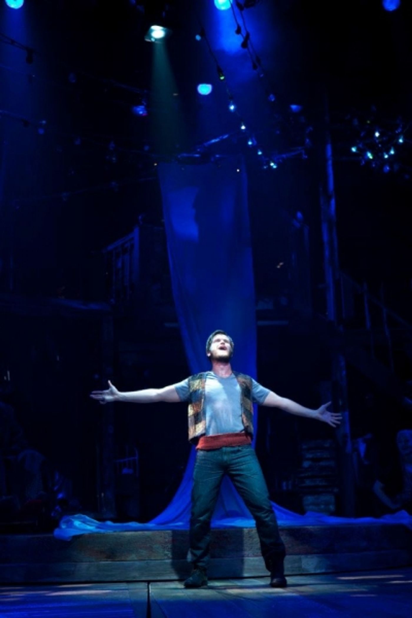 Photo Flash: First Look at Signature Theatre's BROTHER RUSSIA  Image