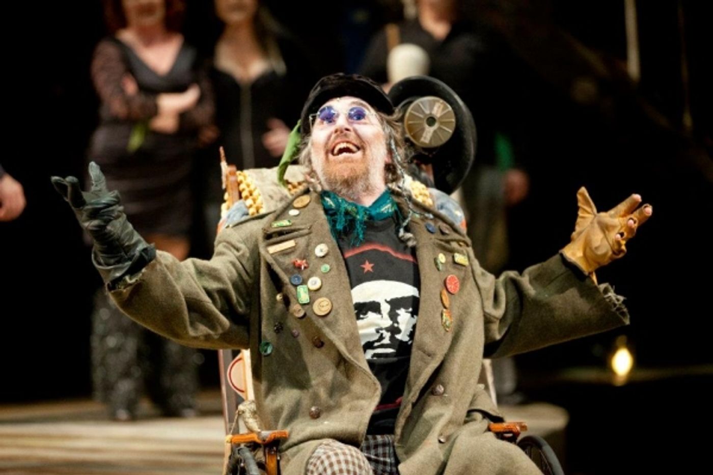 Photo Flash: First Look at Signature Theatre's BROTHER RUSSIA  Image