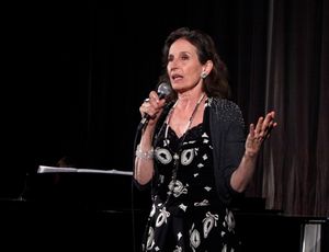 Andrea Marcovicci Photo