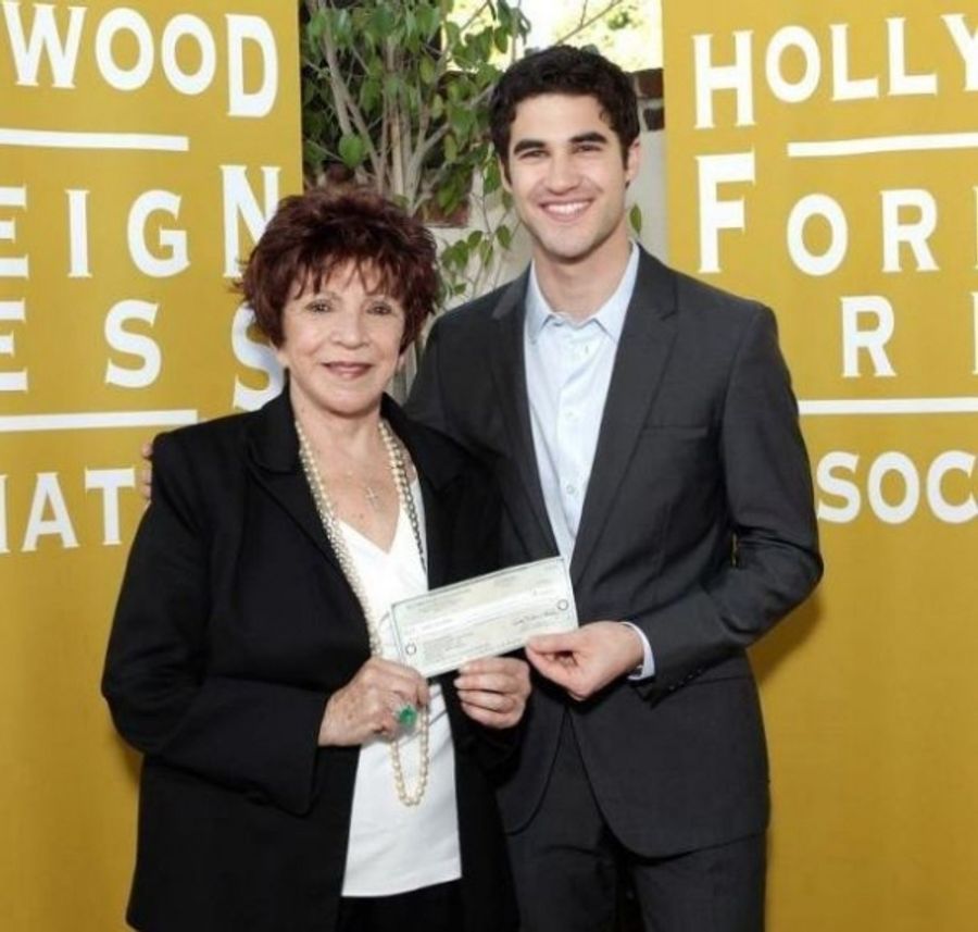 Photo Flash: Darren Criss Accepts HPFA Donation for UNICEF Philippines Image