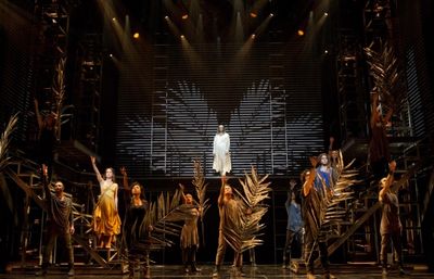 Paul Nolan and the company of JESUS CHRIST SUPERSTAR Photo