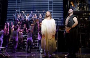 Paul Nolan, Lee Siegel & the Company of JESUS CHRIST SUPERSTAR Photo
