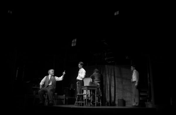 Philip Seymour Hoffman, Andrew Garfield, Linda Emond, and Finn Wittrock Photo