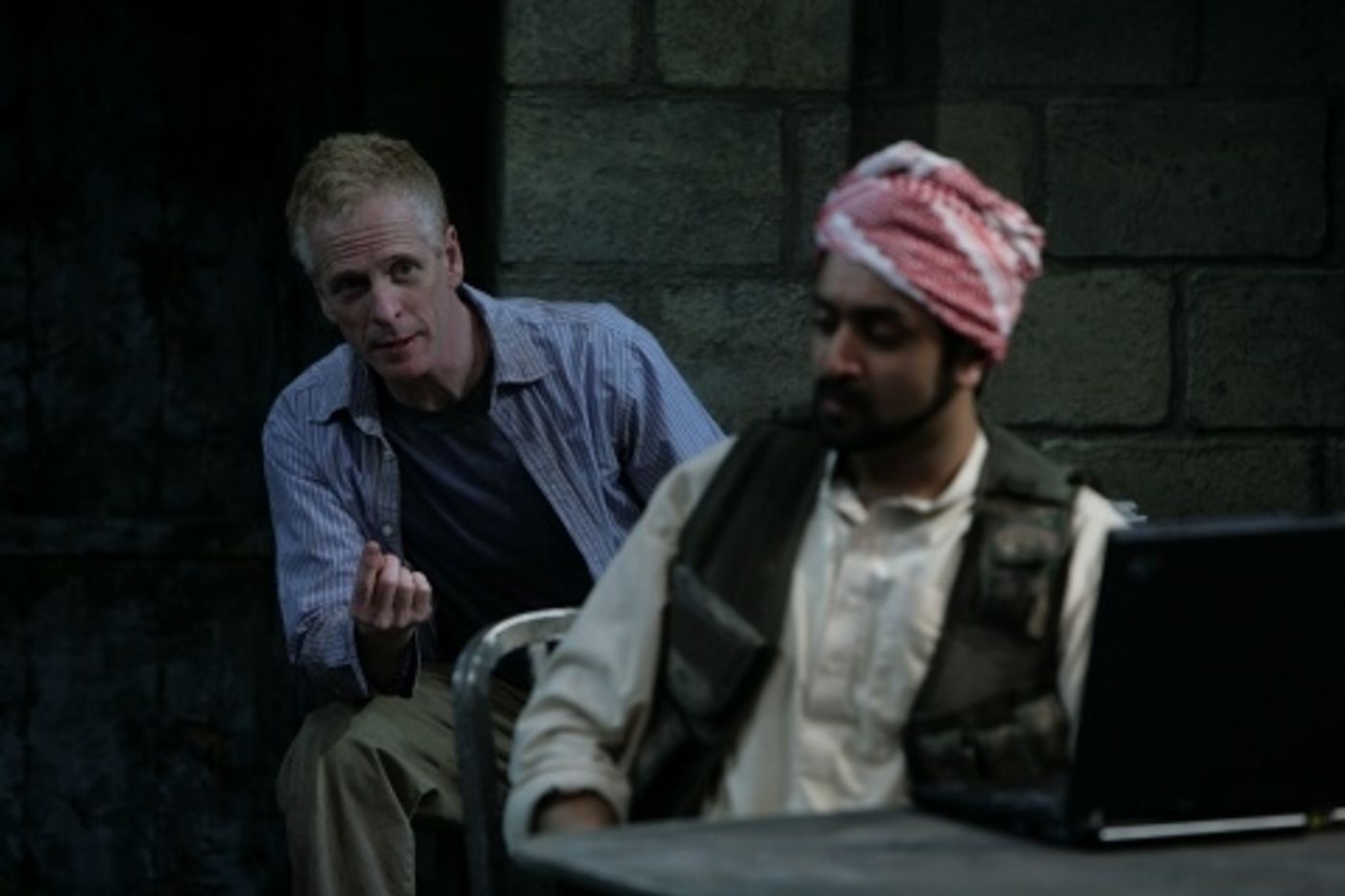 Photo Flash: Repertory Theatre of St. Louis Presents THE INVISIBLE HAND  Image