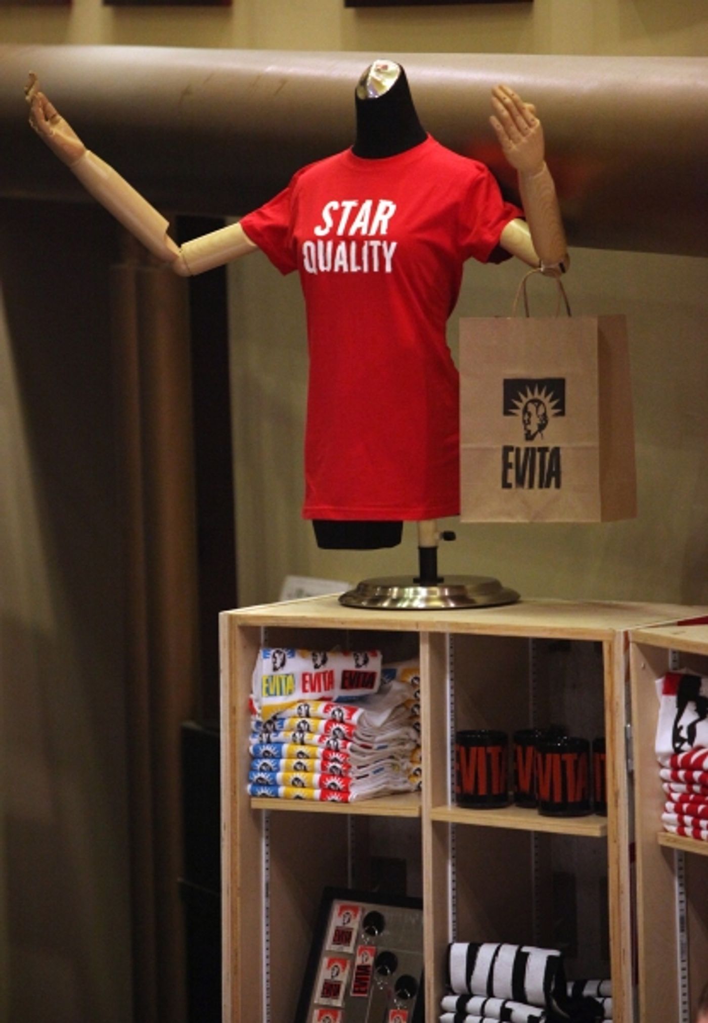 Photo Coverage: EVITA's First Preview Curtain Call  Image