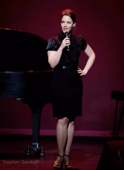 Jessie Mueller Photo