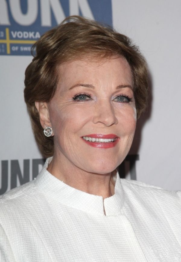 Julie Andrews Photo