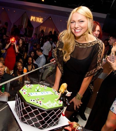 Laura Prepon Photo