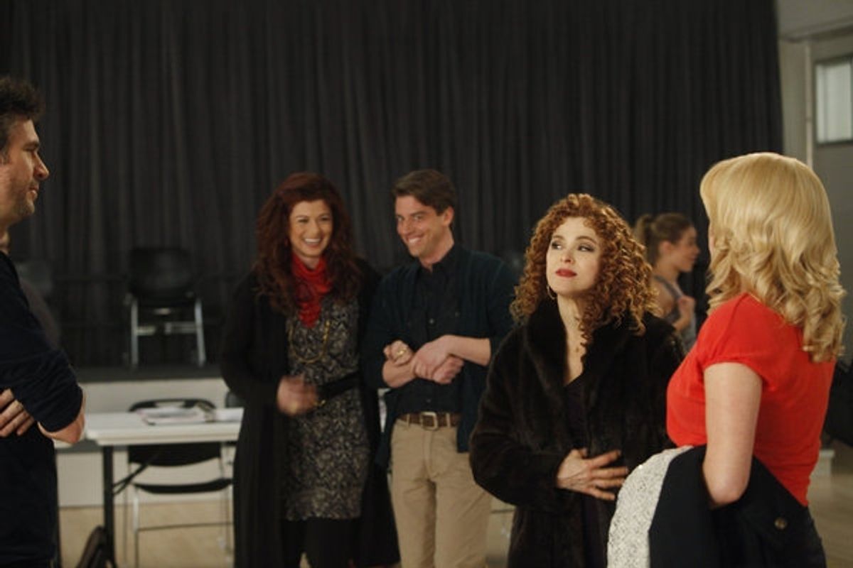 SMASH -- 'The Workshop' Episode 107 -- Pictured: (l-r) Jack Davenport as Derek Wills, Debra Messing as Julia Houston, Christian Borle as Tom Levitt, Bernadette Peters as Leigh Conroy, Megan Hilty as Ivy Lynn -- (Photo by: Will Hart/NBC) at 