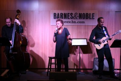 Ray Kilday, Leslie Uggams and Steve Bargonetti Photo