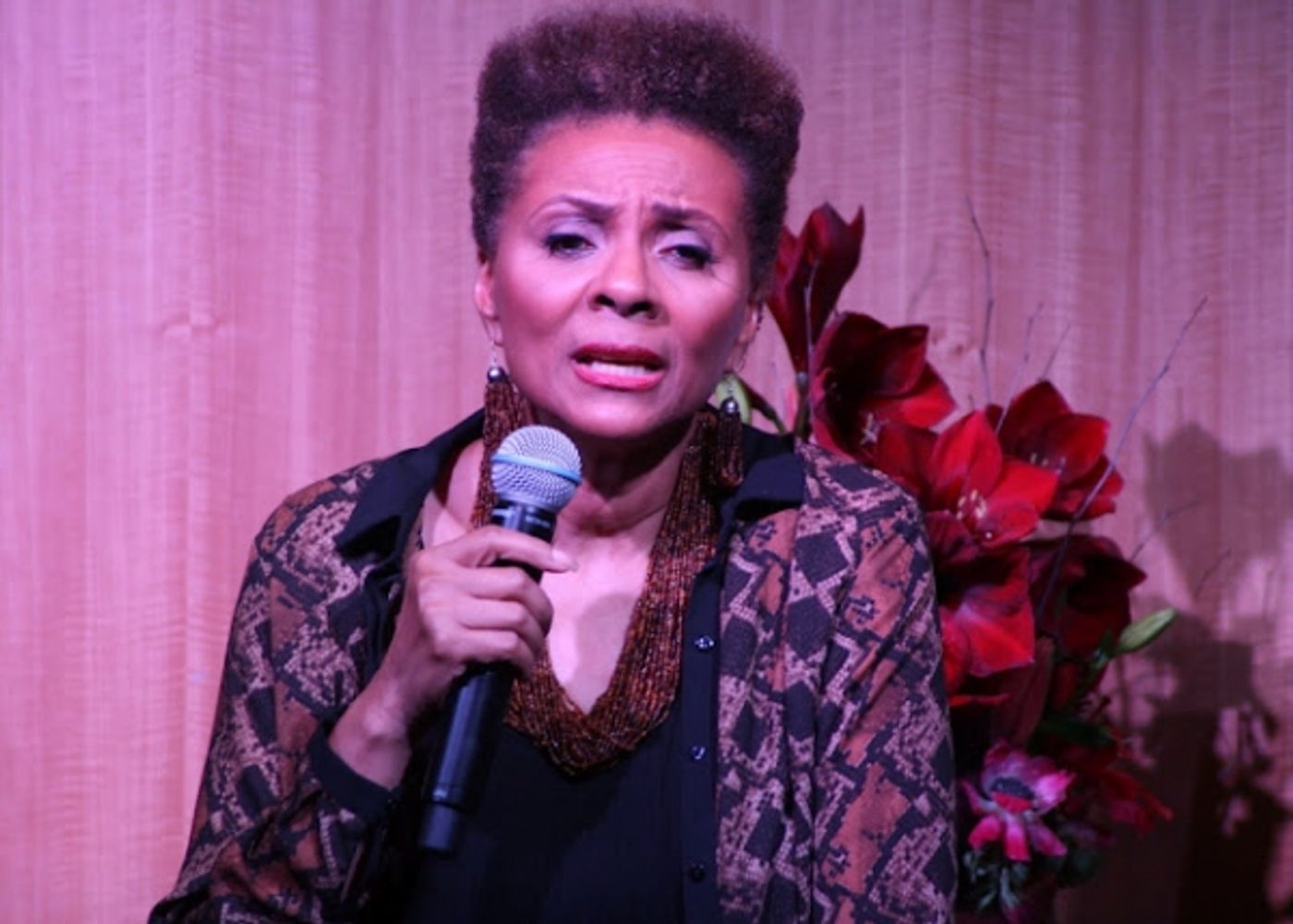 Photo Flash: Leslie Uggams Performs Live at Barnes & Noble  Image