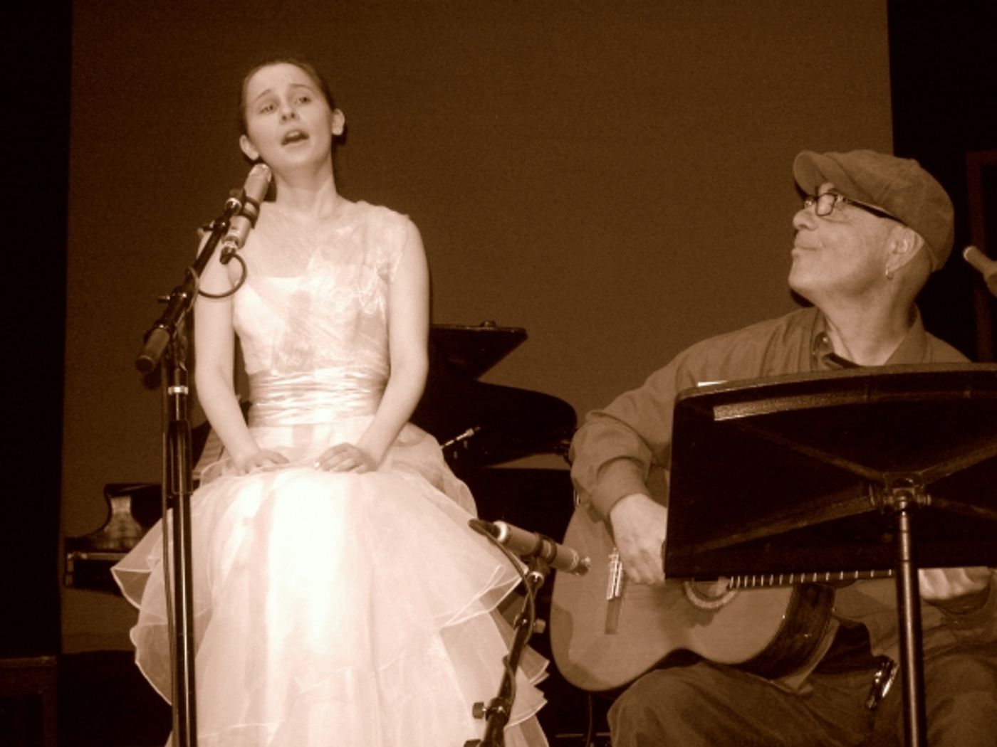 Photo Flash: Julia Belanoff Concert at Coastal Repertory Theatre, San Francisco  Image