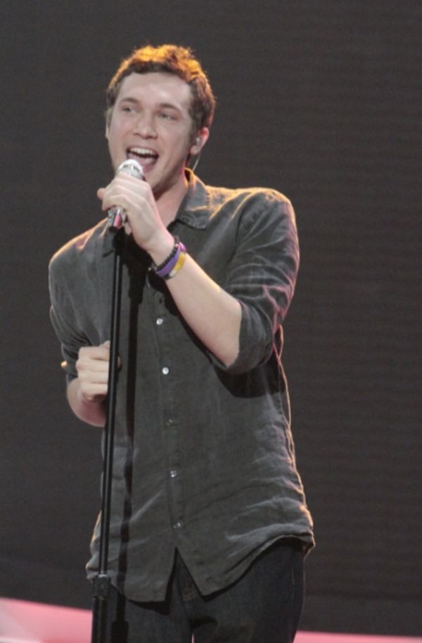 Phillip Phillips Photo