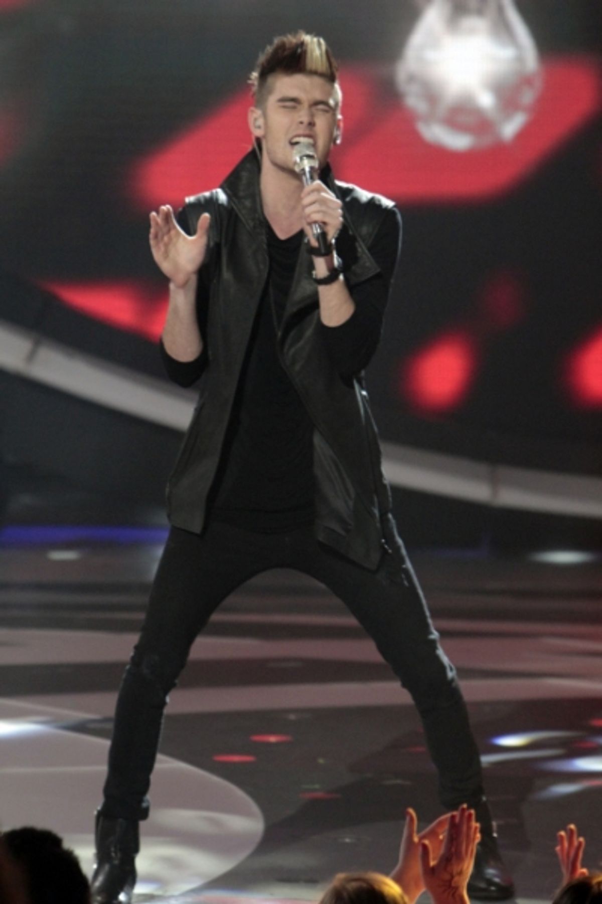 Colton Dixon at 