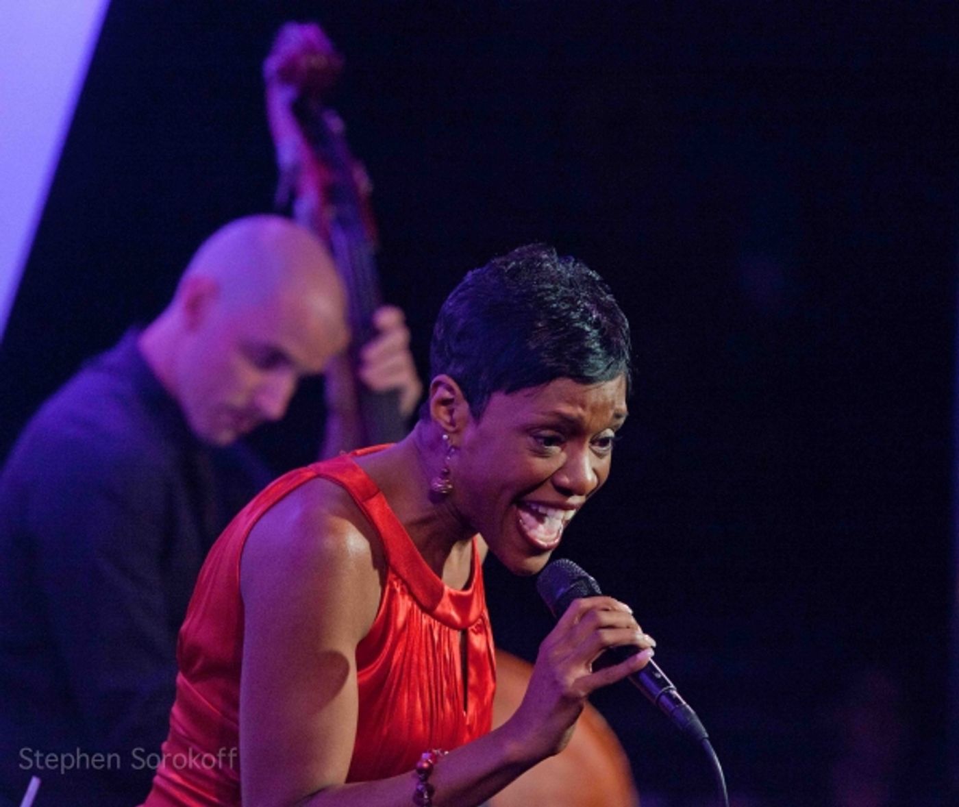 Photo Coverage: Tanya Holt Plays The Metropolitan Room  Image