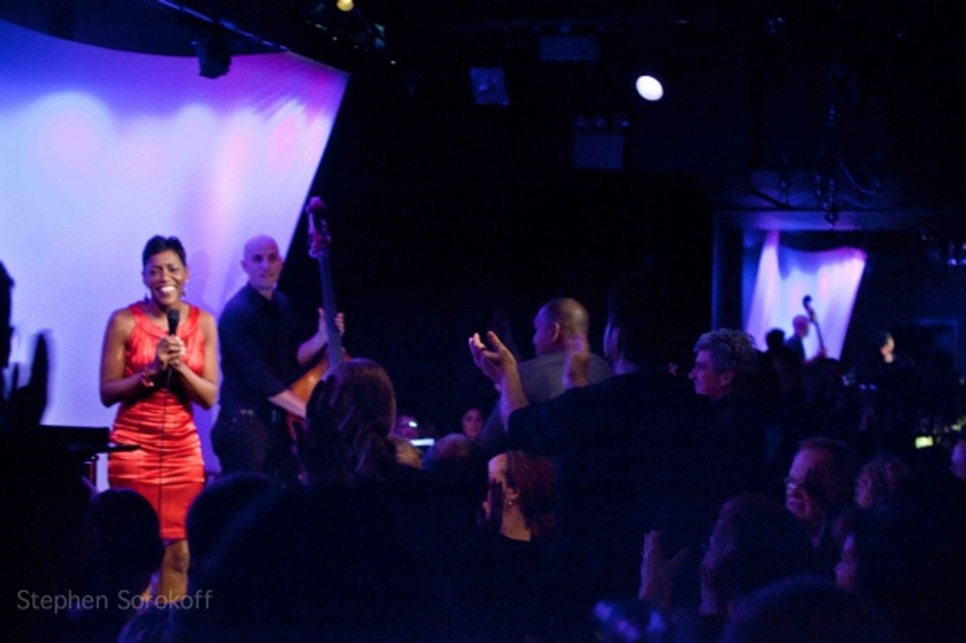 Photo Coverage: Tanya Holt Plays The Metropolitan Room  Image