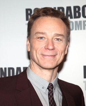 Ben Daniels  Photo