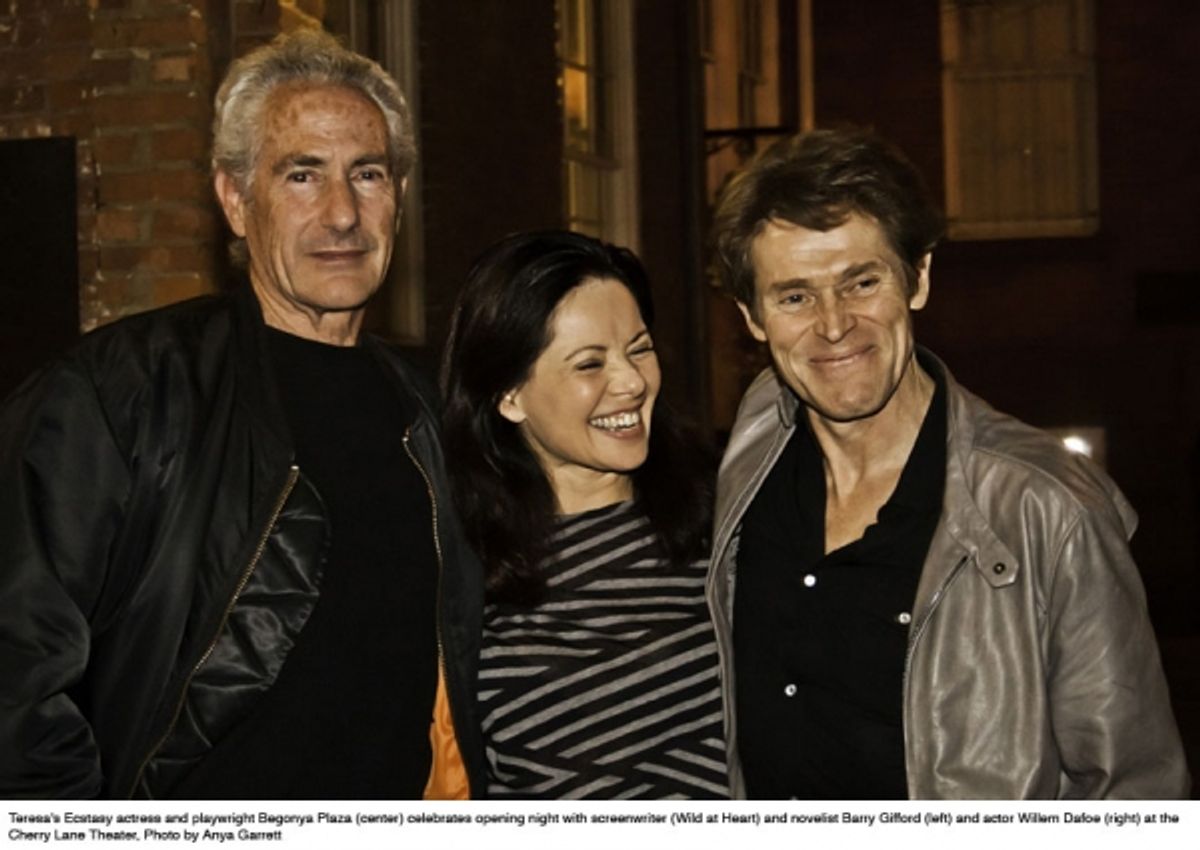 Begonya Plaza with Barry Gifford  and  Willem Dafoe at 