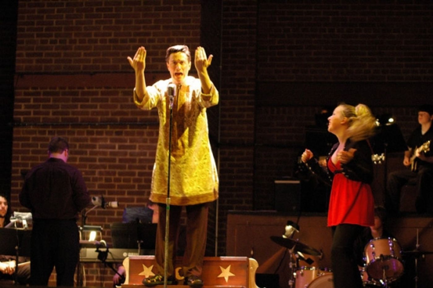 Photo Flash: EVITA Contest - Throw Your Arms Up!  Image