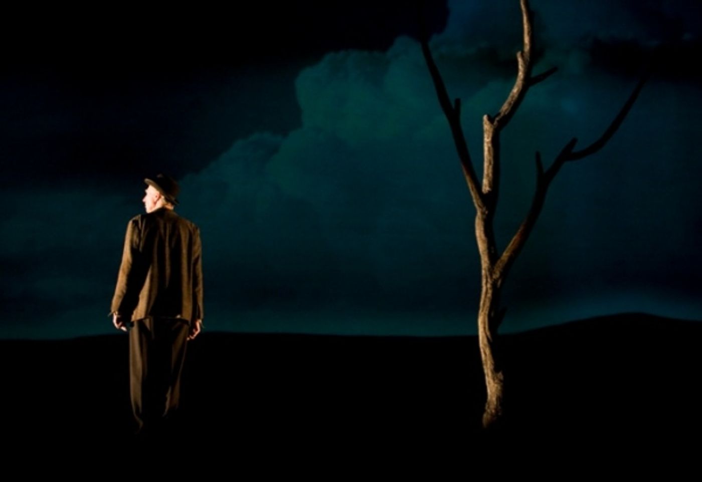 Photo Flash: WAITING FOR GODOT Opens at Taper March 21  Image