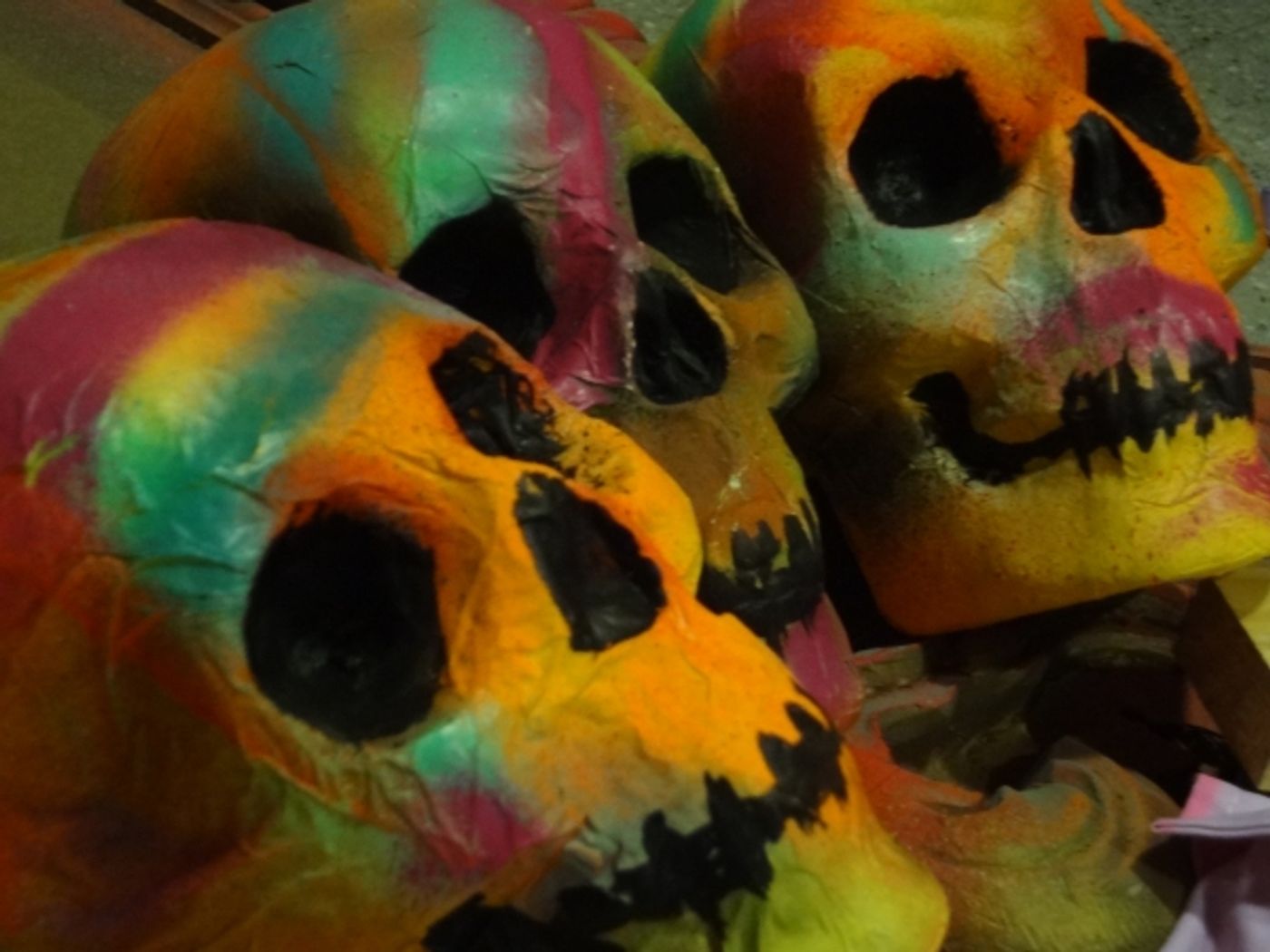 Photo Coverage: 'La Parka' se prepara para salir a escena  Image