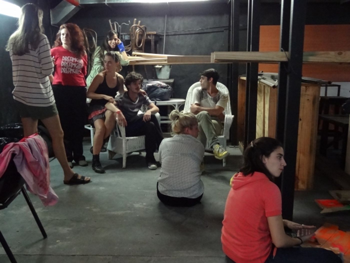 Photo Coverage: 'La Parka' se prepara para salir a escena  Image