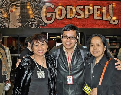 Janet Nepales (Hollywood Foreign Press Association), Oliver Oliveros (BroadwayWorld.c Photo