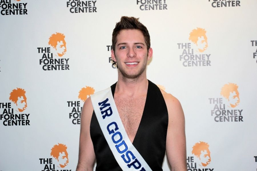 Photo Coverage: 2012 Broadway Beauty Pageant Arrivals! Tovah Feldshuh & More Image