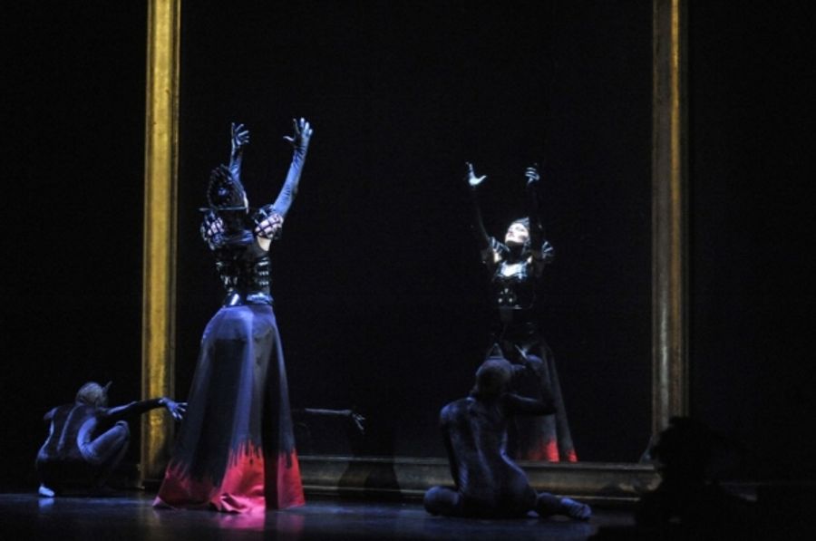 Photo Flash: Ballet Preljocaj Presents BLANCHE NEIGE Image