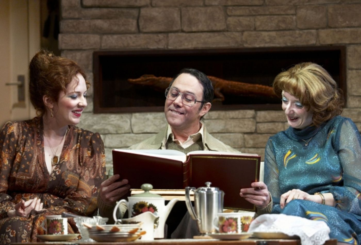 Photo Flash: ABSENT FRIENDS to Close April 14  Image