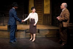Royce Johnson as Luigi Wells, Janice Hall as Helen Hollewinski and Scott Robertson as Photo