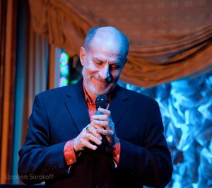 Mo Hanan @ BroadwayWorld Mo Hanan Photo