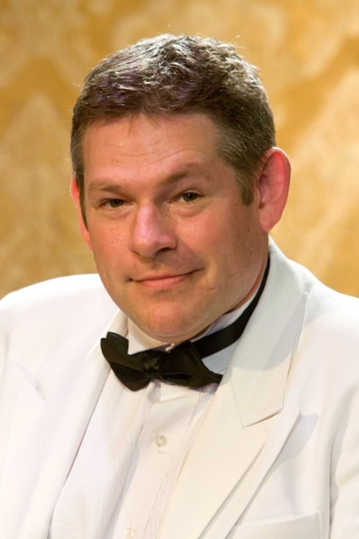 Philip Nolen as Victor Prynne at 