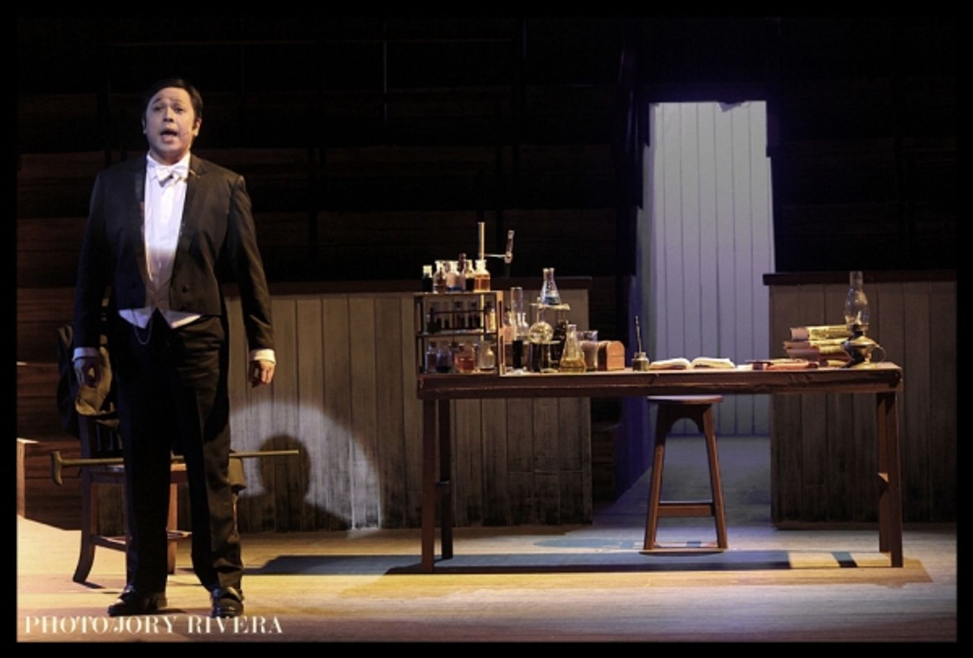 Photo Flash: JEKYLL AND HYDE Opens in Manila  Image