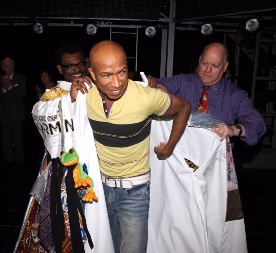 Photo Coverage:  JESUS CHRIST SUPERSTAR - Gypsy Robe Ceremony Image