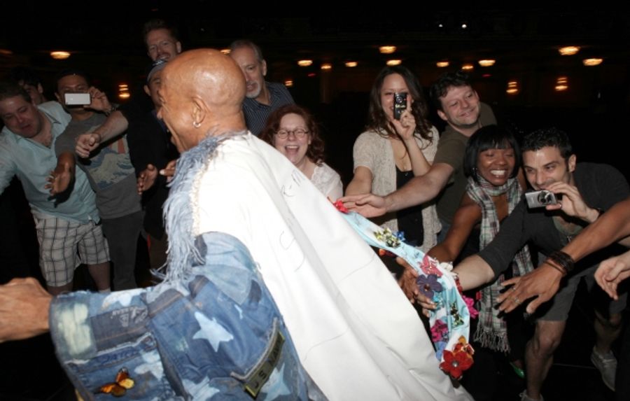 Photo Coverage:  JESUS CHRIST SUPERSTAR - Gypsy Robe Ceremony Image