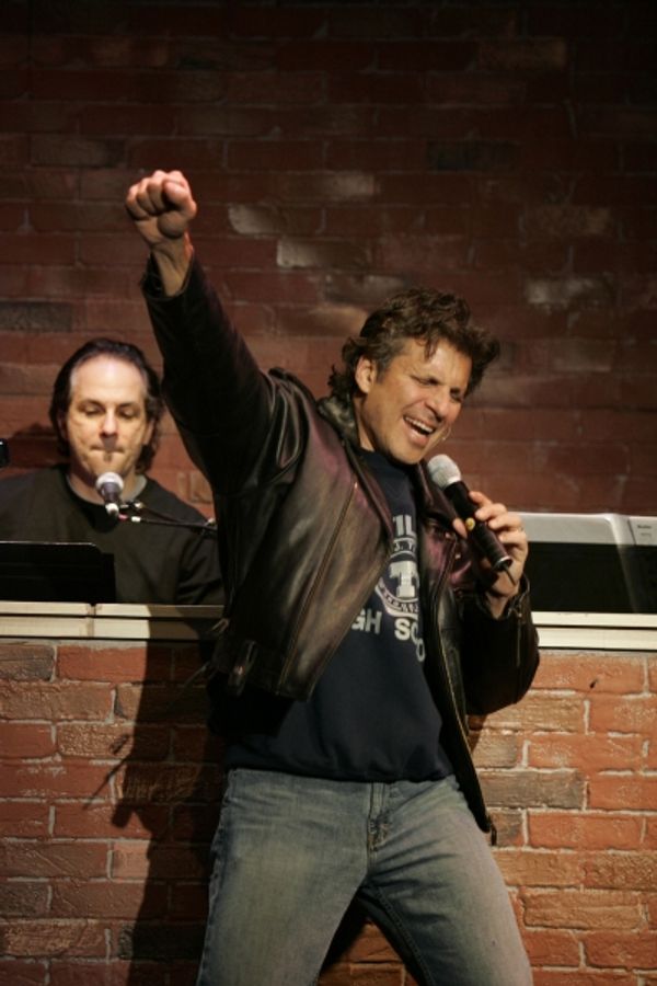 Jake Ehrenreich Photo