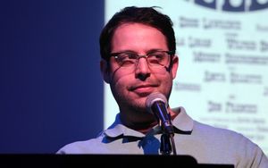 Steve Rosen @ BroadwayWorld Steve Rosen Photo