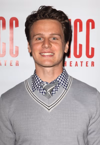Jonathan Groff Photo
