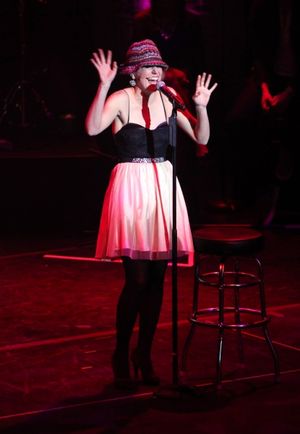 Nicole Parker as Diane Keaton Photo