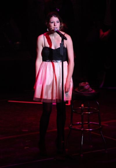 Nicole Parker Photo