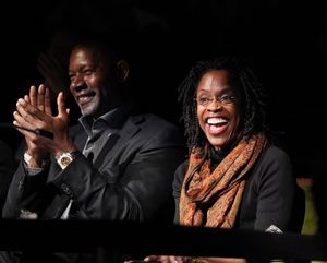 Celebrity judges actor Dennis Haysbert (L) and actress Charlayne Woodard (R)
 Photo