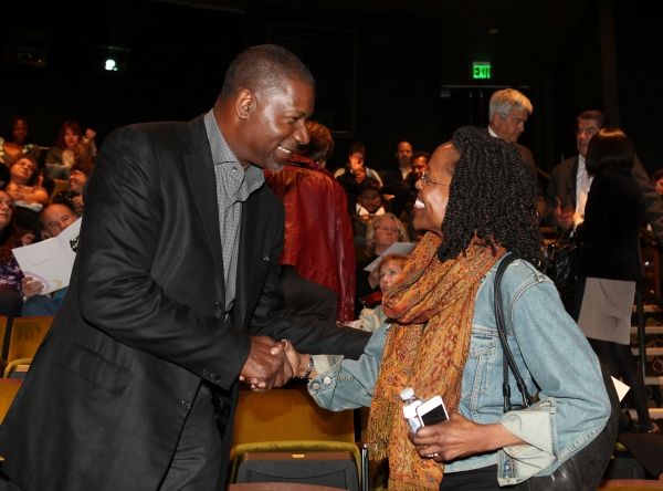 Celebrity judges Dennis Haysbert (L) and Charlayne Woodard (R) Photo