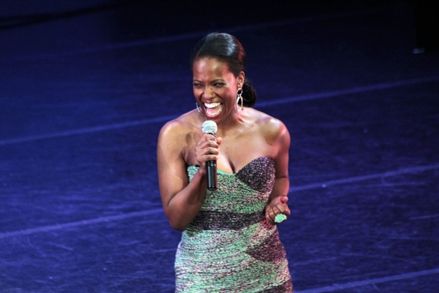 Photo Coverage: BD Wong, Brian Stokes Mitchell, et al. at PASSING IT ON  Image
