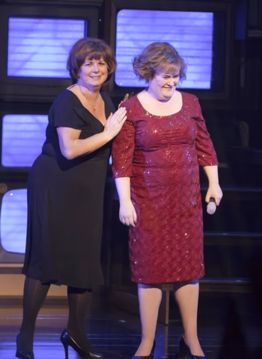 Photo Flash: Susan Boyle Sings at I DREAMED A DREAM Opening Night Image