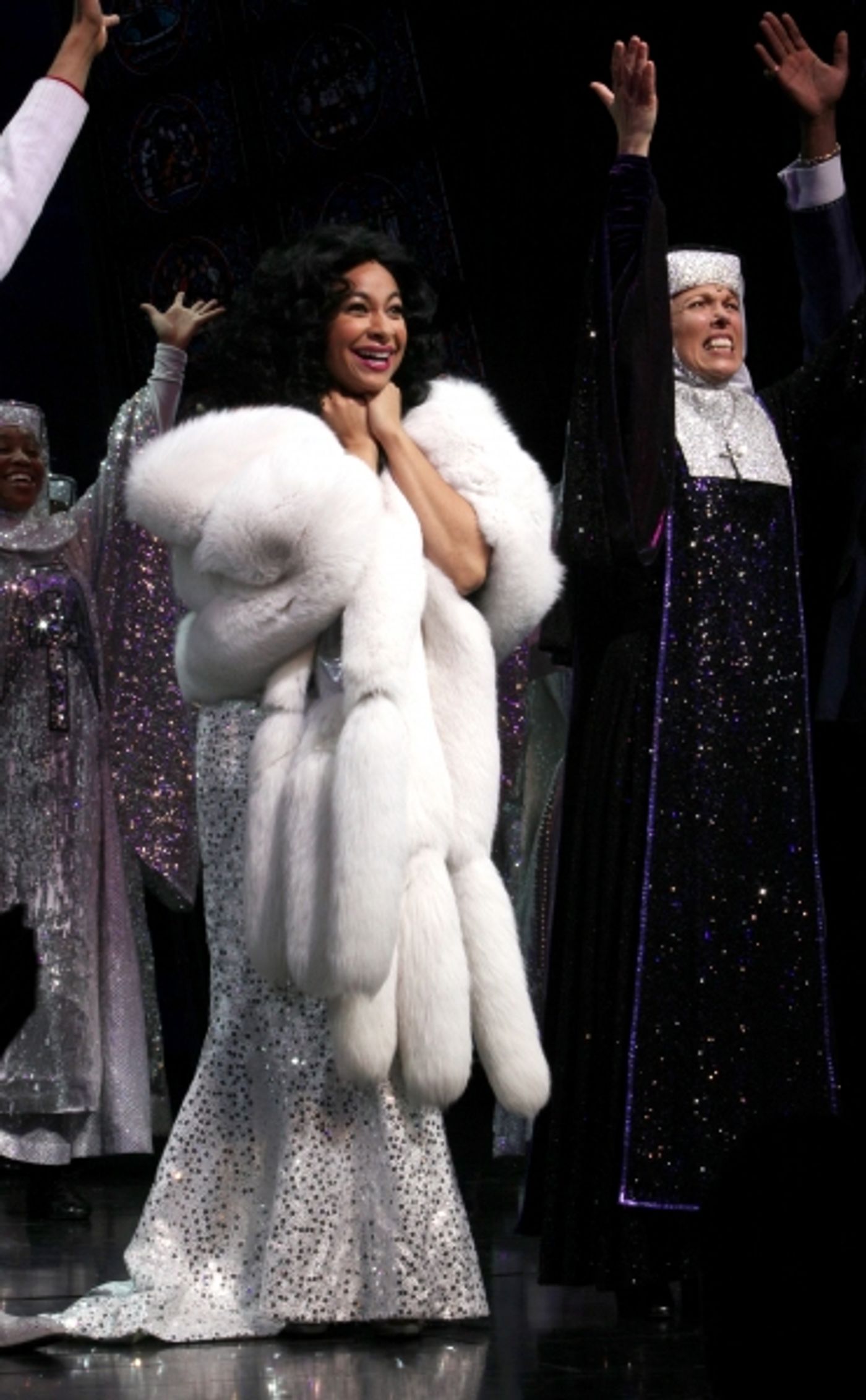 Photo Coverage: Raven-Symone Takes Debut Bow in SISTER ACT  Image