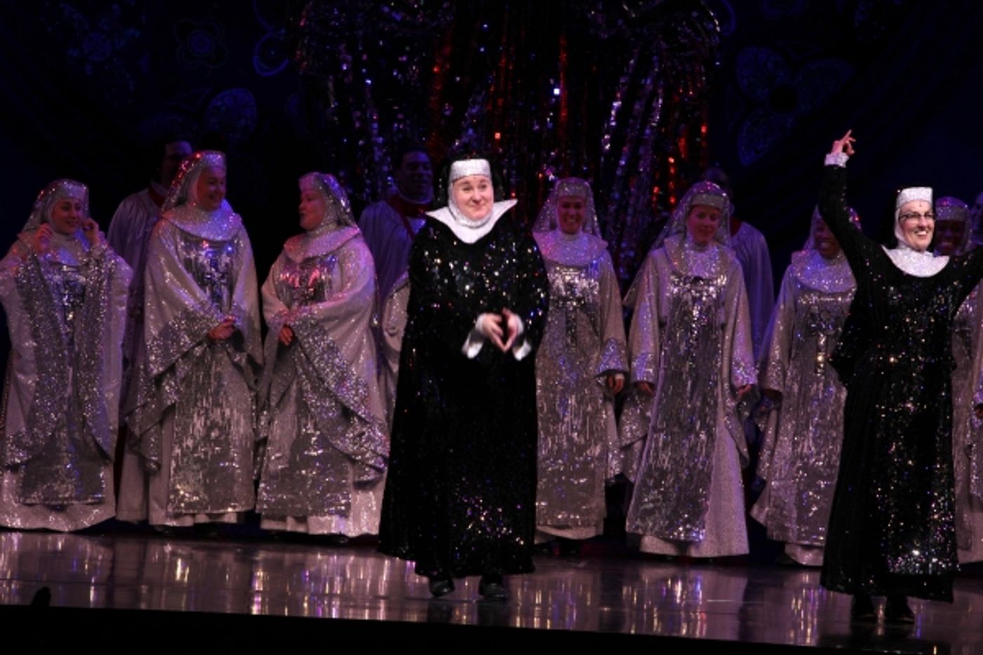 Photo Coverage: Raven-Symone Takes Debut Bow in SISTER ACT  Image