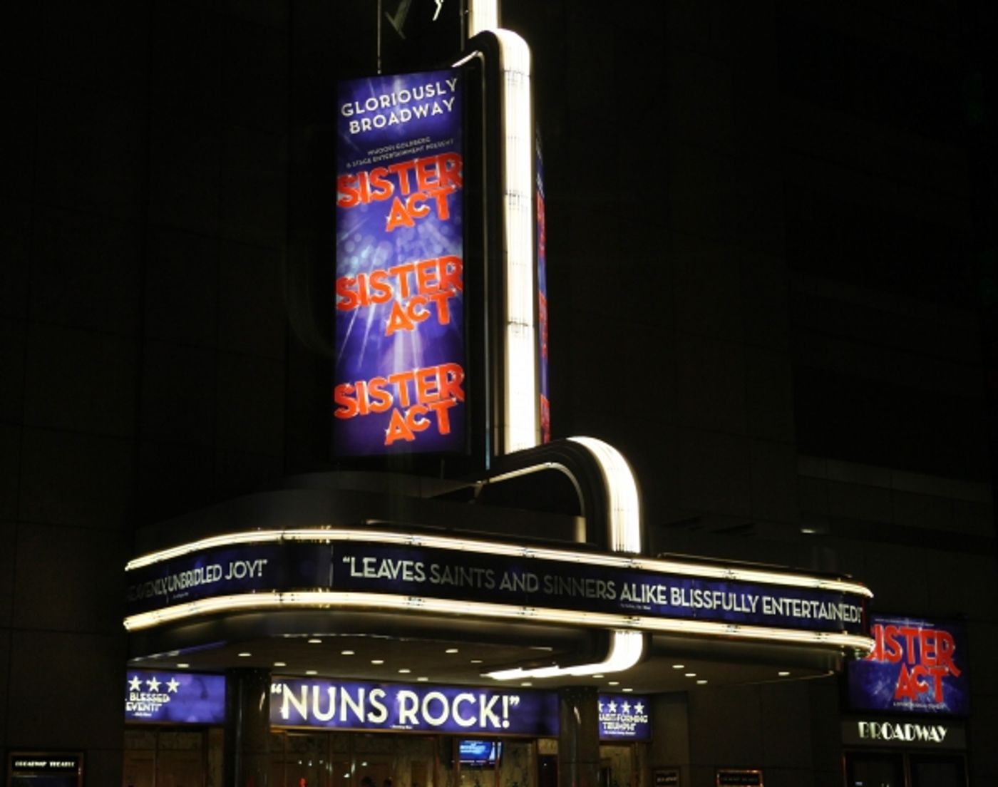 Photo Coverage: Raven-Symone Takes Debut Bow in SISTER ACT  Image