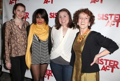 Marla Mindelle, Sarah Bolt & Audrie Neenan with Raven Symone Photo
